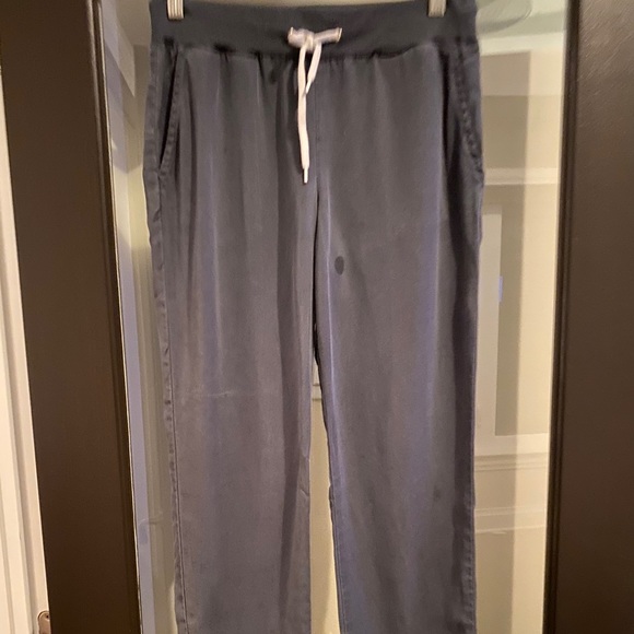 Monrow sporty pants - Picture 2 of 5